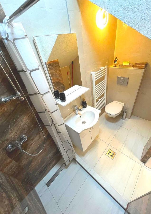 Apartman Dm Sarajewo Zewnętrze zdjęcie
