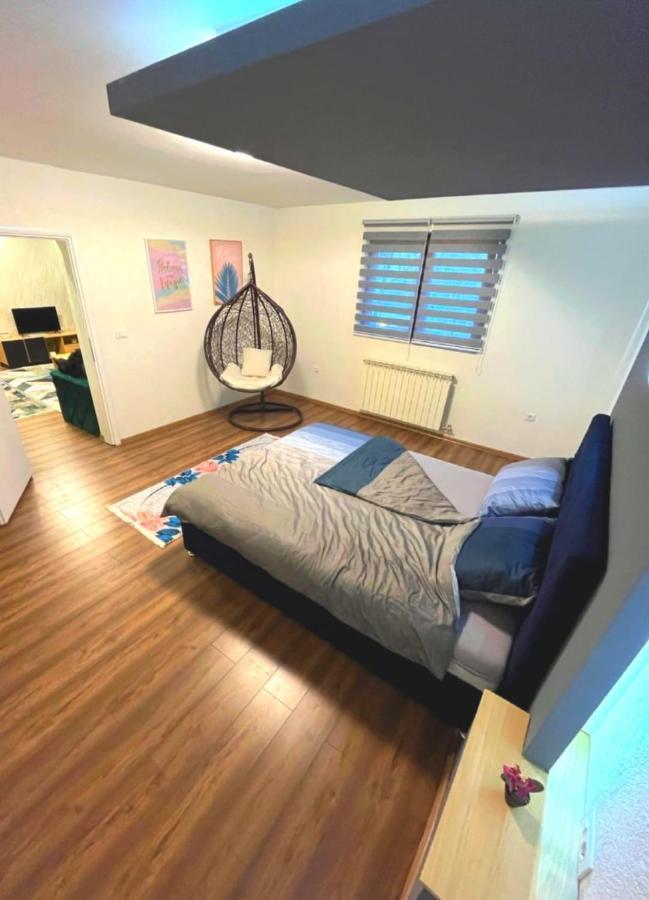 Apartman Dm Sarajewo Zewnętrze zdjęcie