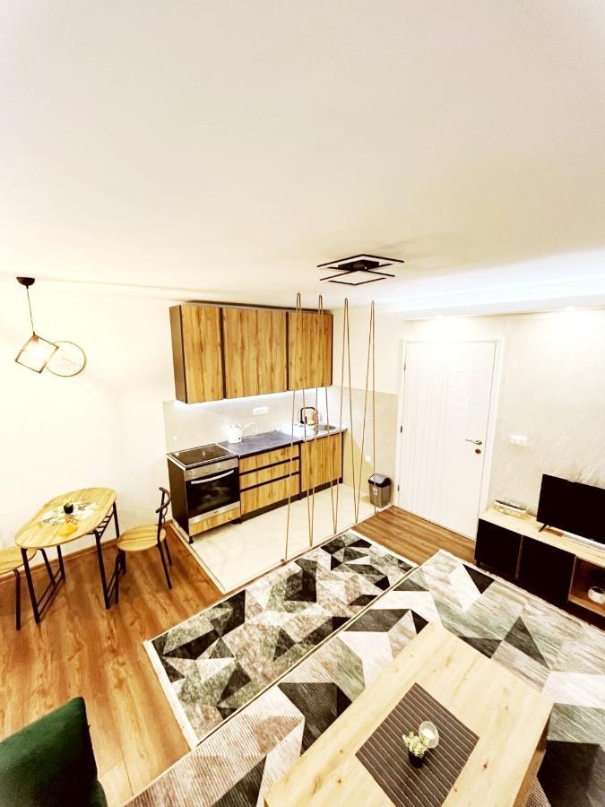 Apartman Dm Sarajewo Zewnętrze zdjęcie